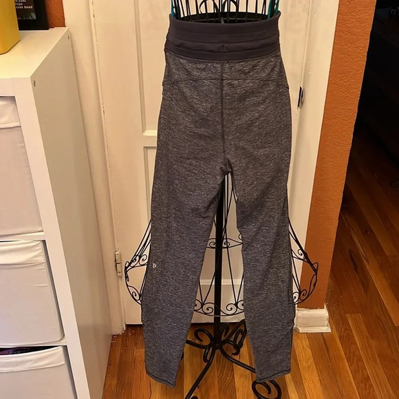 Lululemon Hang Loose Pant-Sz 4 - Picture 5 of 8